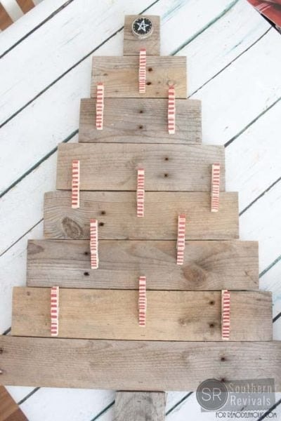 Pallet wood Christmas tree card holder.