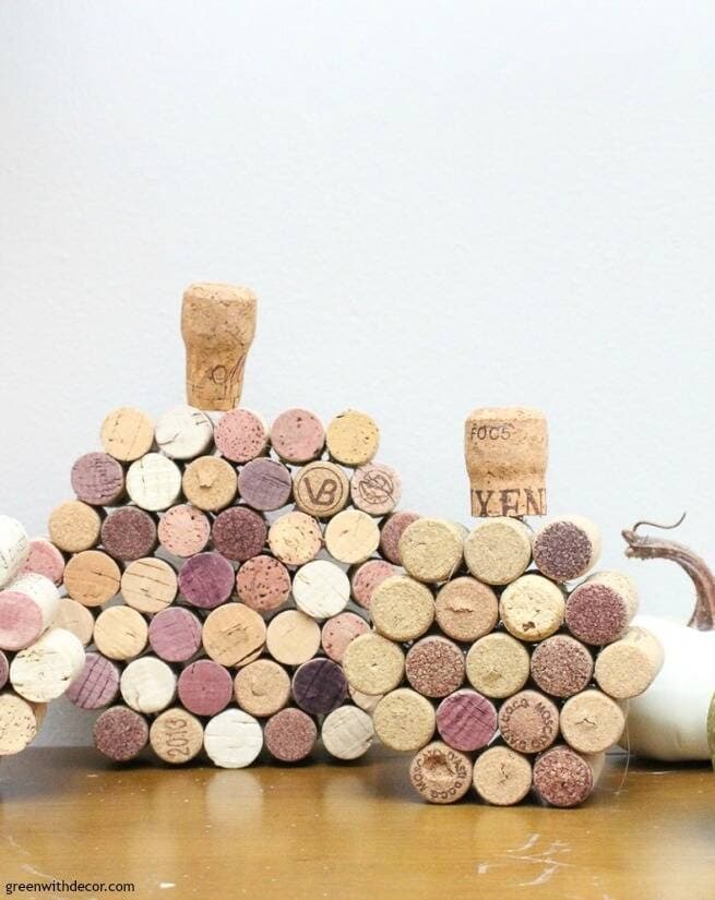 Two pumpkins made from winecorks.