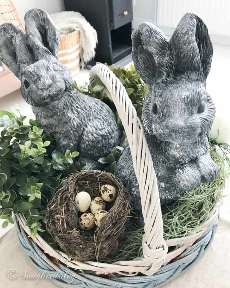 Easy Easter Centerpiece DIY