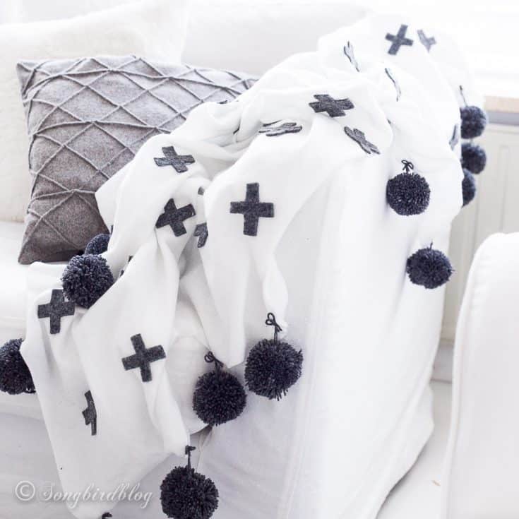 How to Make a DIY Fleece Blanket with Pom Poms Songbird