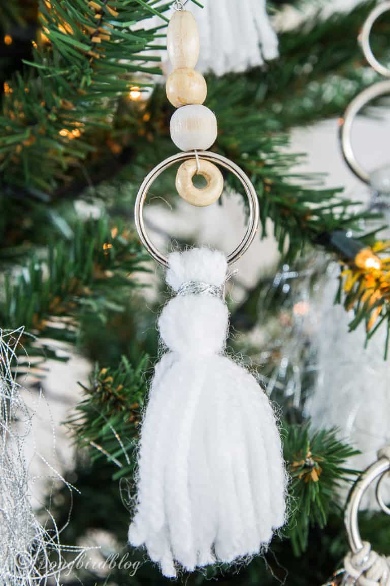 A Bohemian Christmas tree. Let's do a tassel boho ornaments DIY - Songbird